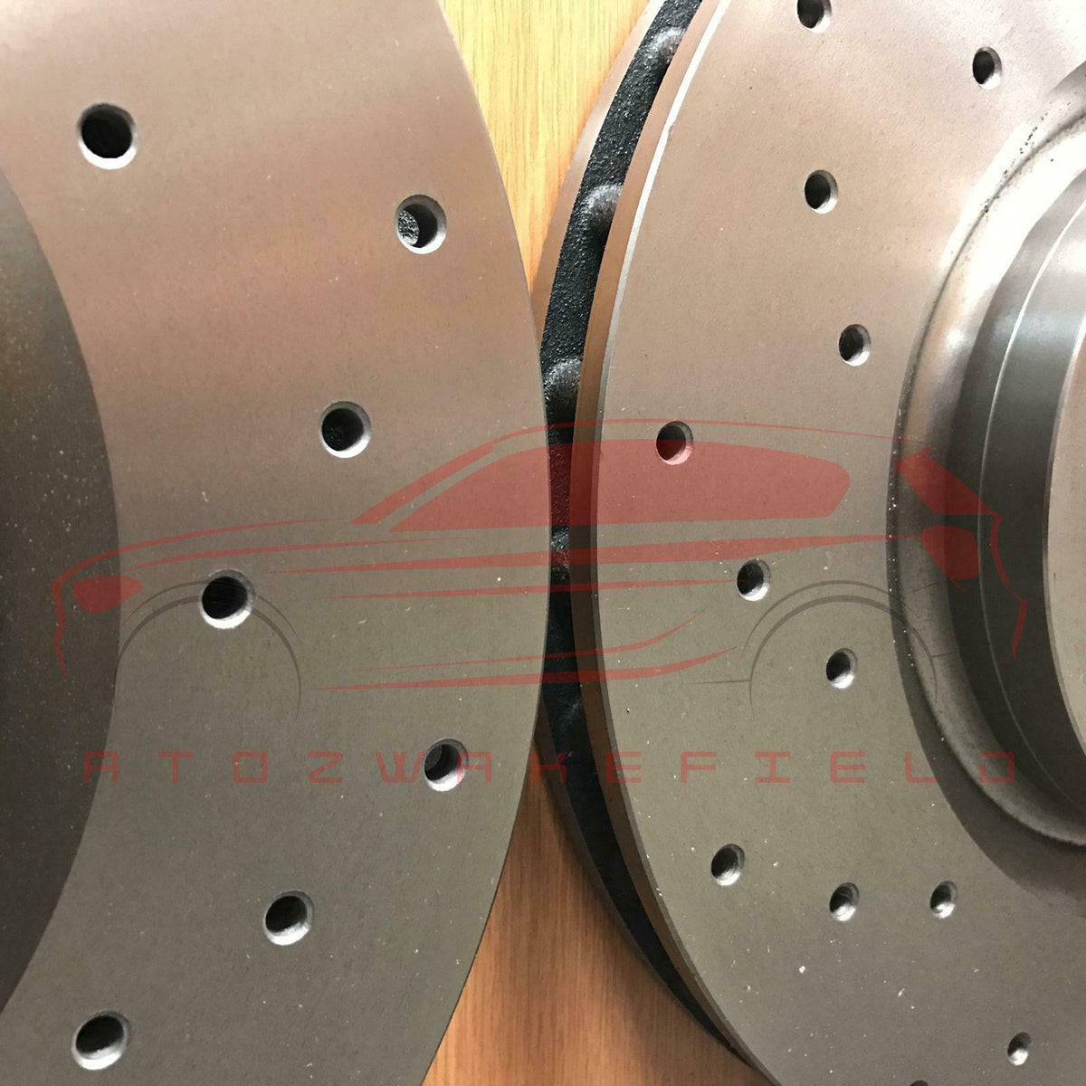 FOR VOLVO 2.4 V60 D5 R-DESIGN FRONT DRILLED BRAKE DISCS MINTEX PADS 300mm