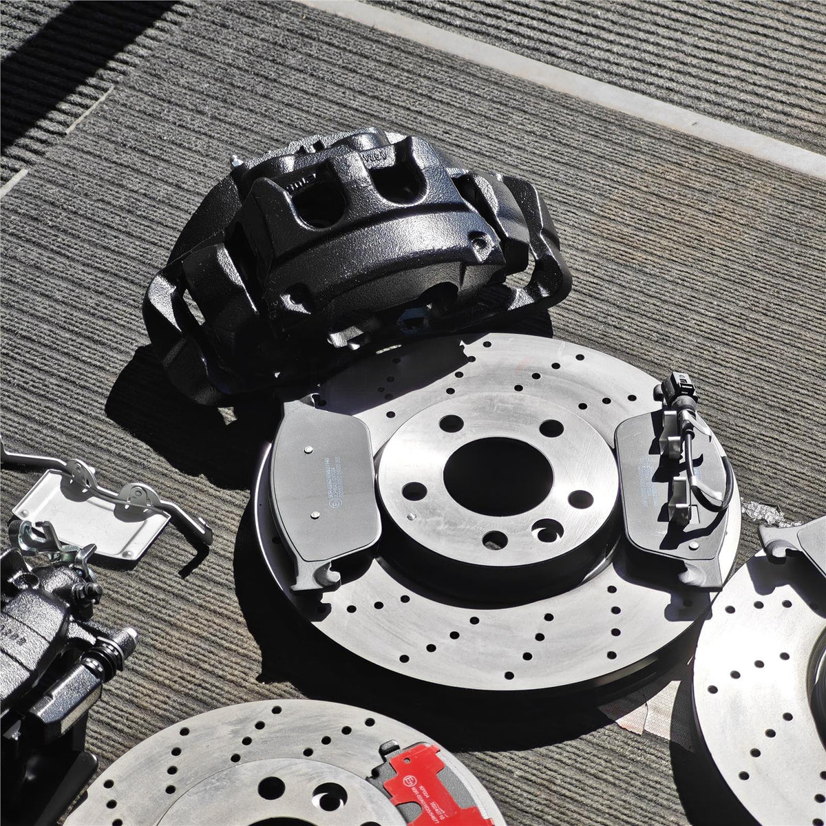 FOR TRANSPORTER T5 T6 BIG BRAKE 340mm CONVERSION FRONT REAR DRILLED DISC PADS