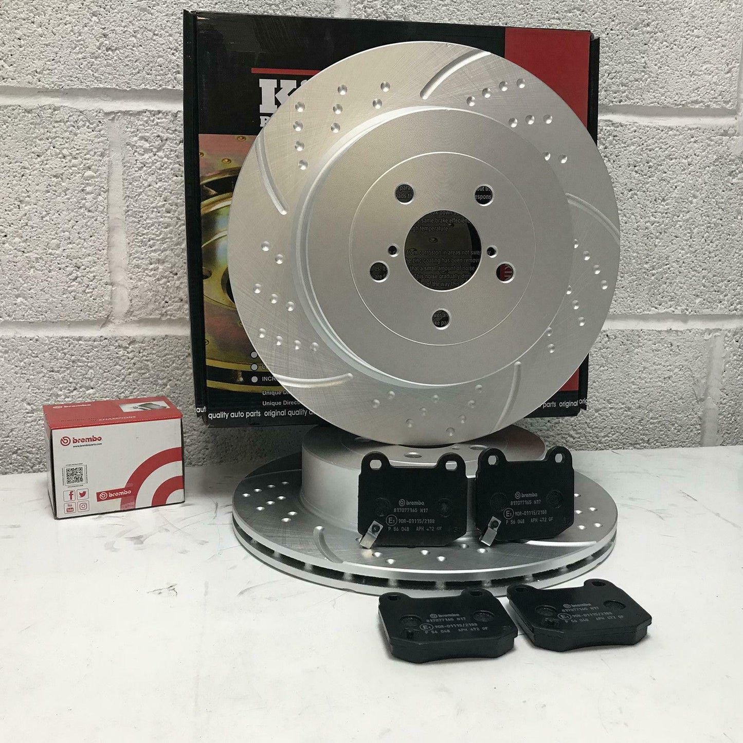 FOR SUBARU IMPREZA 2.0 WRX STI REAR PERFORMANCE BRAKE DISCS BREMBO PADS 316mm