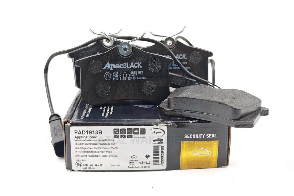 FOR AUDI RS4 (B5) 2000-2001 APEC BLACK PERFORMANCE REAR BRAKE PADS SET
